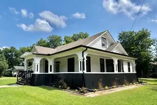 402 E Navasota St, Groesbeck, TX 76642 - Photo 2
