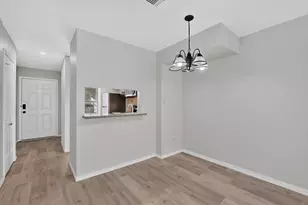 734 W Collins St, Denton, TX 76201 - Photo 6