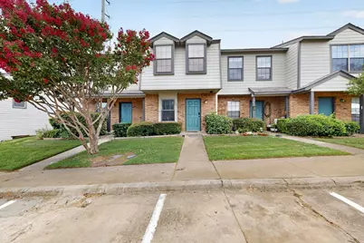 734 W Collins Street, Denton, TX 76201 - Photo 2