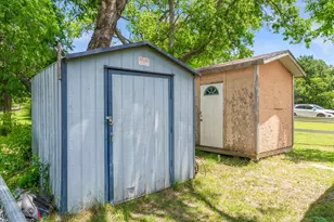 410 W Pine St, Edgewood, TX 75117 - Photo 26