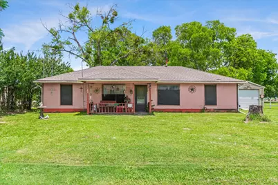 410 W Pine Street, Edgewood, TX 75117 - Photo 1