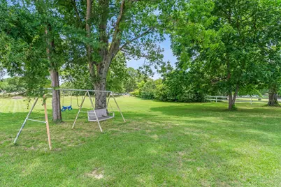 410 W Pine Street, Edgewood, TX 75117 - Photo 24
