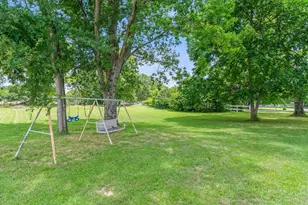410 W Pine St, Edgewood, TX 75117 - Photo 24