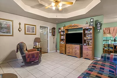410 W Pine Street, Edgewood, TX 75117 - Photo 10