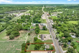 410 W Pine St, Edgewood, TX 75117 - Photo 4