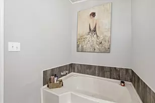 4414 Apple Tree Ct, Granbury, TX 76048 - Photo 32
