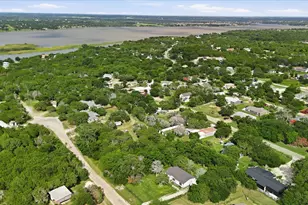 4414 Apple Tree Ct, Granbury, TX 76048 - Photo 40