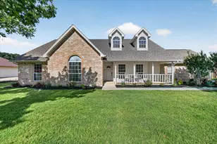421 Ben Boyd Rd, Argyle, TX 76226 - Photo 2