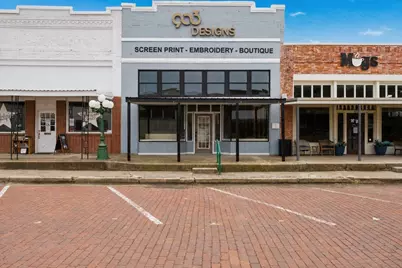 1121 Main Street, Commerce, TX 75428 - Photo 2