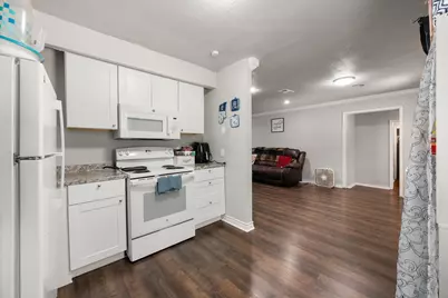 555 W Main Street, Lancaster, TX 75146 - Photo 8