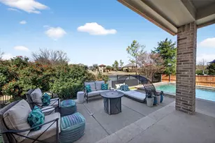 301 Foxcroft Ln, Keller, TX 76248 - Photo 2