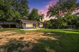 603 E Ave A, Valley Mills, TX 76689 - Photo 2