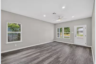 107 Smith Street, Hillsboro, TX 76645 - Photo 4