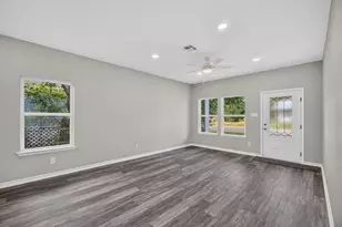 107 Smith St, Hillsboro, TX 76645 - Photo 4