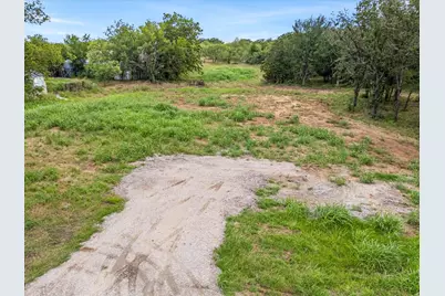 709 County Road 3355, Paradise, TX 76023 - Photo 16