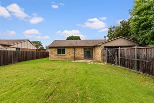 1105 Joshua Tree Dr, Plano, TX 75023 - Photo 18