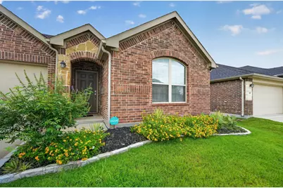 705 Pearl Way, Arlington, TX 76002 - Photo 2