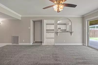 2223 Lockwood Drive, Carrollton, TX 75007 - Photo 10