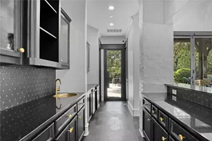 505 Creekside Dr, McKinney, TX 75071 - Photo 18