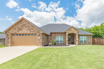 533 Limestone Circle, Mabank, TX 75147 - Photo 2