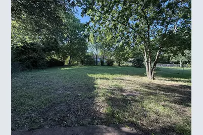 10017 Mill Valley Lane, Dallas, TX 75217 - Photo 8