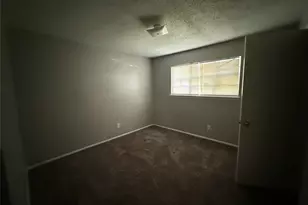 10017 Mill Valley Ln, Dallas, TX 75217 - Photo 6