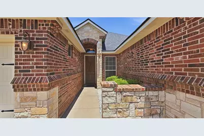 608 Donna Circle, Granbury, TX 76049 - Photo 6