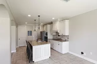 608 Donna Cir, Granbury, TX 76049 - Photo 22