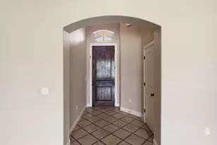 608 Donna Cir, Granbury, TX 76049 - Photo 14