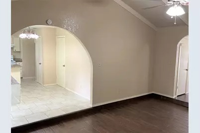 2310 Dartmouth Drive, Arlington, TX 76015 - Photo 14