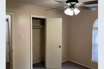 2310 Dartmouth Drive, Arlington, TX 76015 - Photo 10