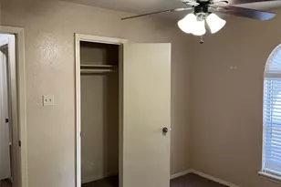 2310 Dartmouth Dr, Arlington, TX 76015 - Photo 10