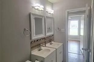 1225 Harrison Ln, Hurst, TX 76053 - Photo 20