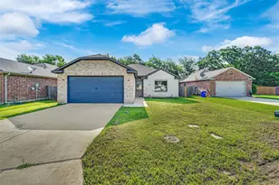 4902 Rimwood Dr, Balch Springs, TX 75180 - Photo 1
