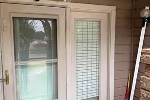 9809 Walnut St, Dallas, TX 75243 - Photo 2