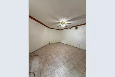 9809 Walnut Street #E108, Dallas, TX 75243 - Photo 4