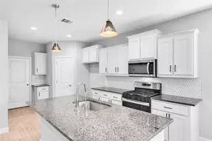 11057 Temple Gdns Trl, Fort Worth, TX 76052 - Photo 6