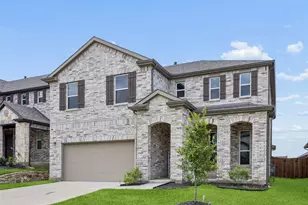 944 Adair Dr, Aubrey, TX 76227 - Photo 2