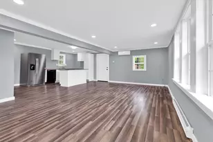 721 S 1st St, Sherman, TX 75090 - Photo 2
