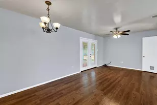 2203 Granada Dr, Irving, TX 75060 - Photo 6