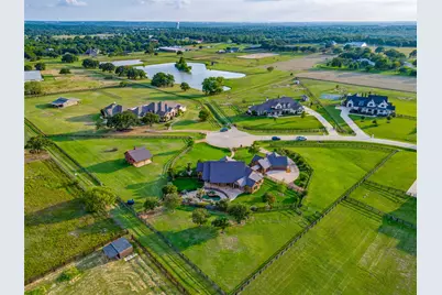 1023 Gene Perry Court, Bartonville, TX 76226 - Photo 38