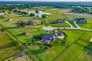 1023 Gene Perry Ct, Bartonville, TX 76226 - Photo 38
