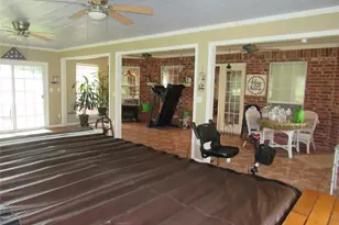 404 Co Rd 260, Gainesville, TX 76240 - Photo 24