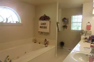 404 Co Rd 260, Gainesville, TX 76240 - Photo 36