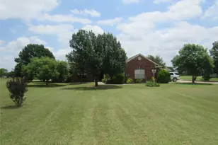 404 Co Rd 260, Gainesville, TX 76240 - Photo 2