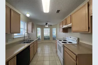 2213 Rolling Creek Run, Fort Worth, TX 76108 - Photo 6