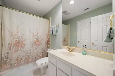2105 Sleepy Hollow Drive, Arlington, TX 76006 - Photo 16