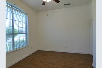 3904 Valez Drive, Carrollton, TX 75007 - Photo 24