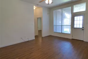 3904 Valez Dr, Carrollton, TX 75007 - Photo 10