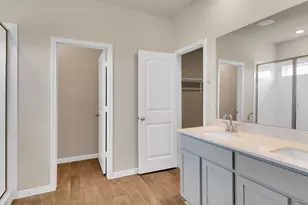 3681 Zenith Dr, Grand Prairie, TX 75052 - Photo 8